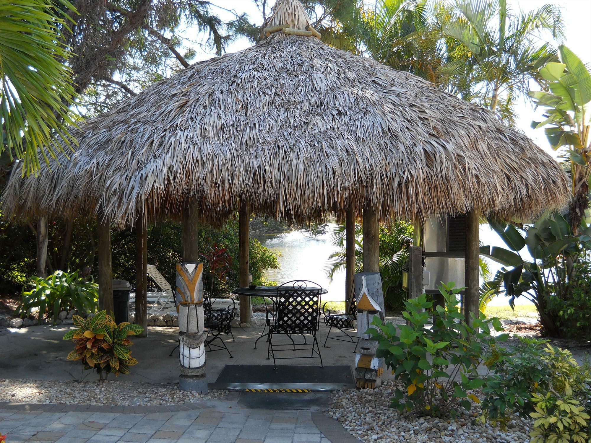 Marco Island Lakeside Inn מראה חיצוני תמונה